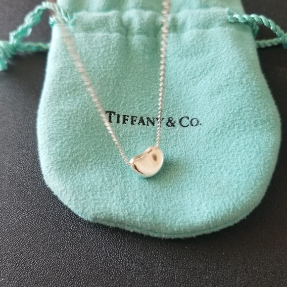 Tiffany & Co. Elsa Peretti Bean Necklace - Picture 9 of 11